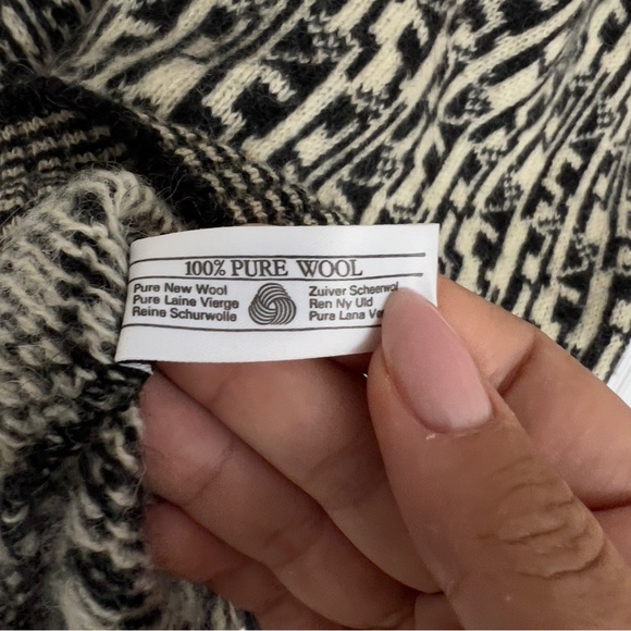 Vintage pure wool oversized sweater size M - Picture 4 of 5